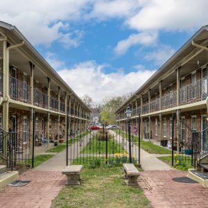 4624 Southern Pkwy_exterior-2